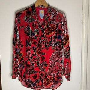 Johnny Was Yoella Burnout Tunic, a floral velvet blouse xs
